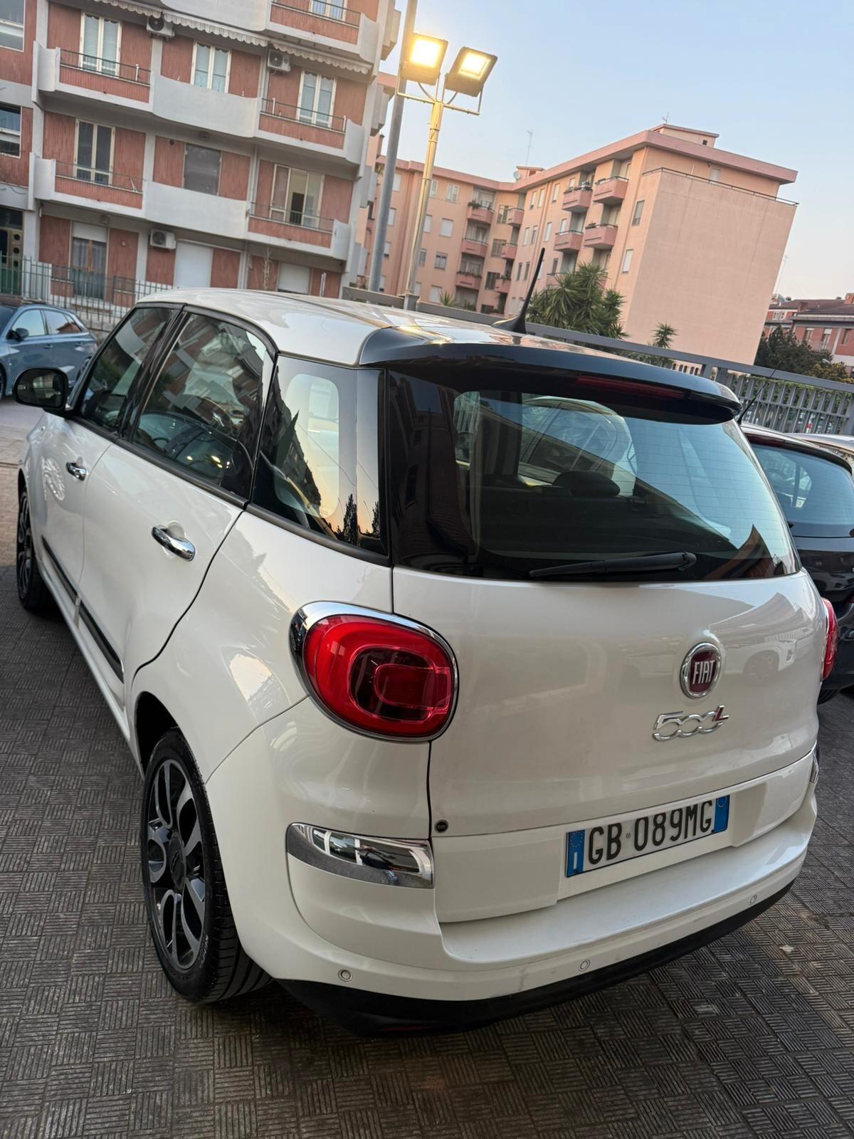 Fiat 500L 1.6 Multijet 120 CV Mirror