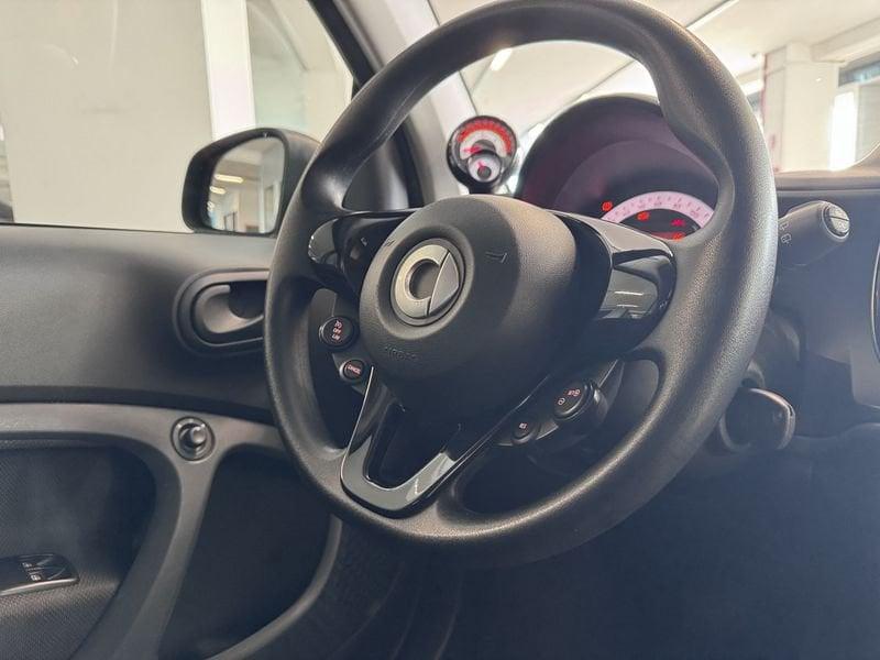 smart fortwo fortwo EQ Pure
