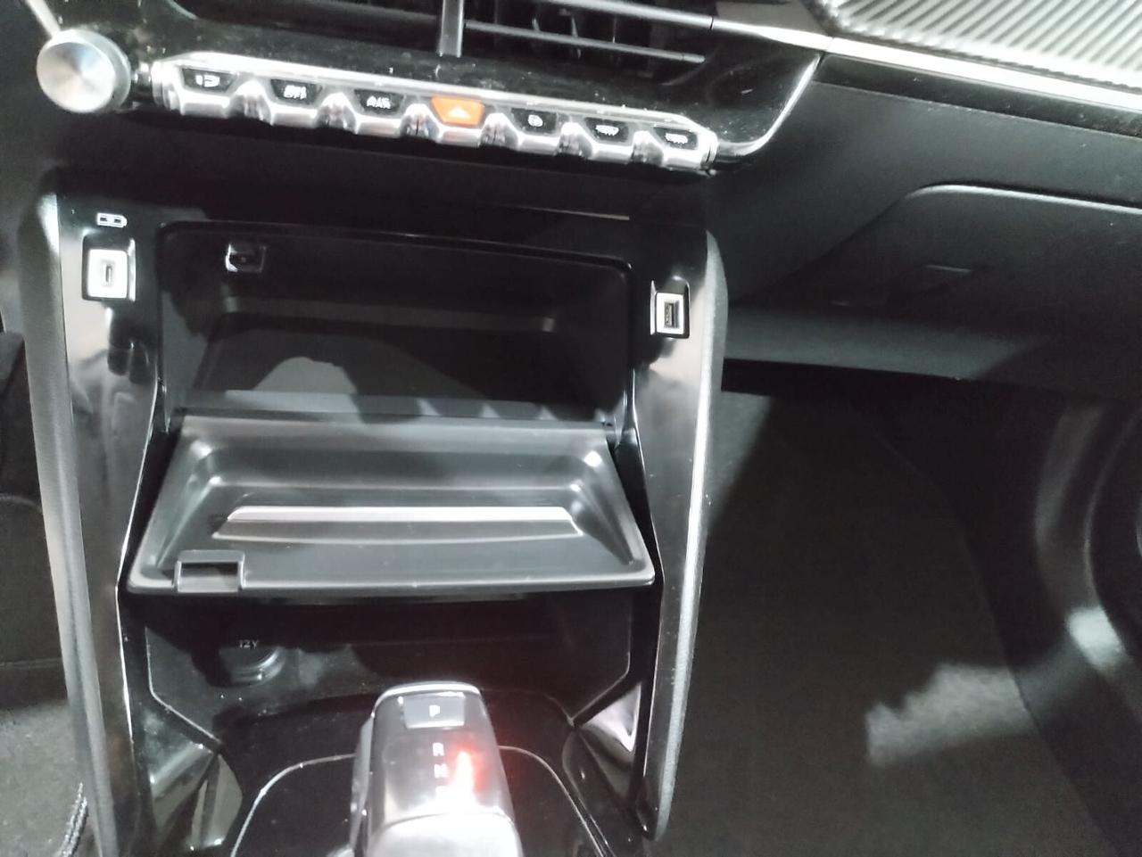 Peugeot 2008 BlueHDi 130 S&S EAT8 Allure Pack