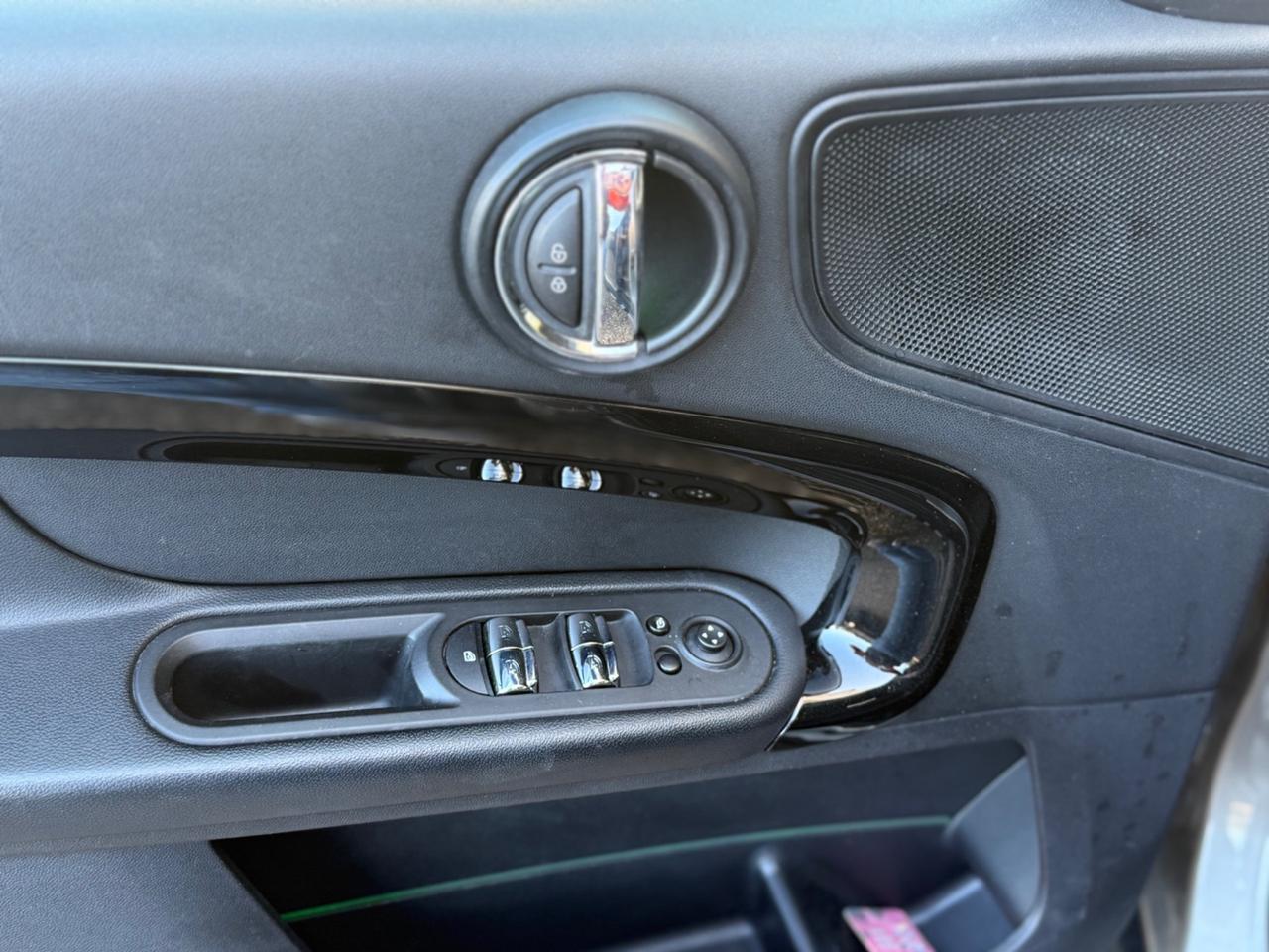 Mini Cooper D Countryman Automatica