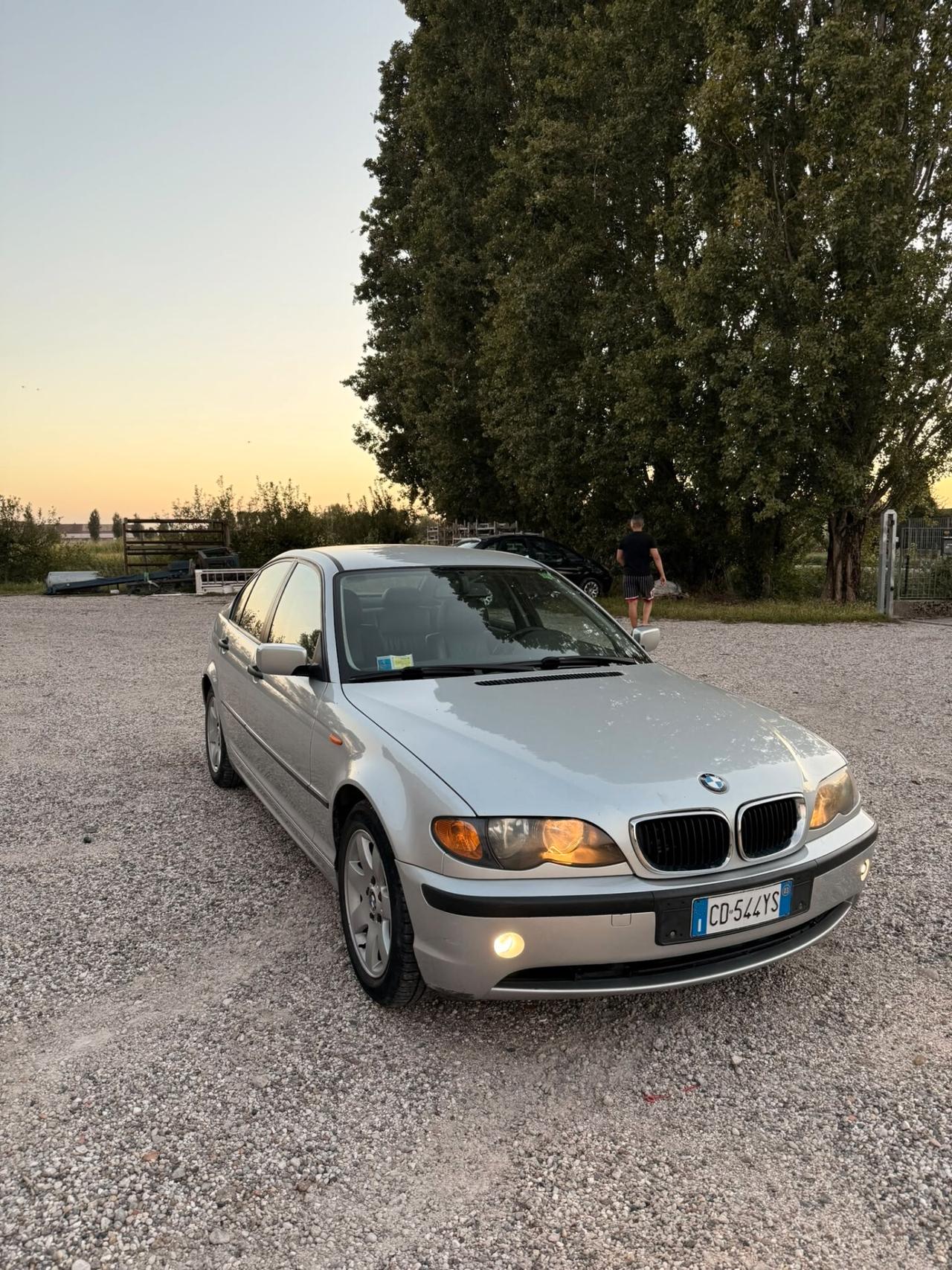 BMW 320d E46 – TRAZIONE POSTERIORE – INTERNI IN PELLE
