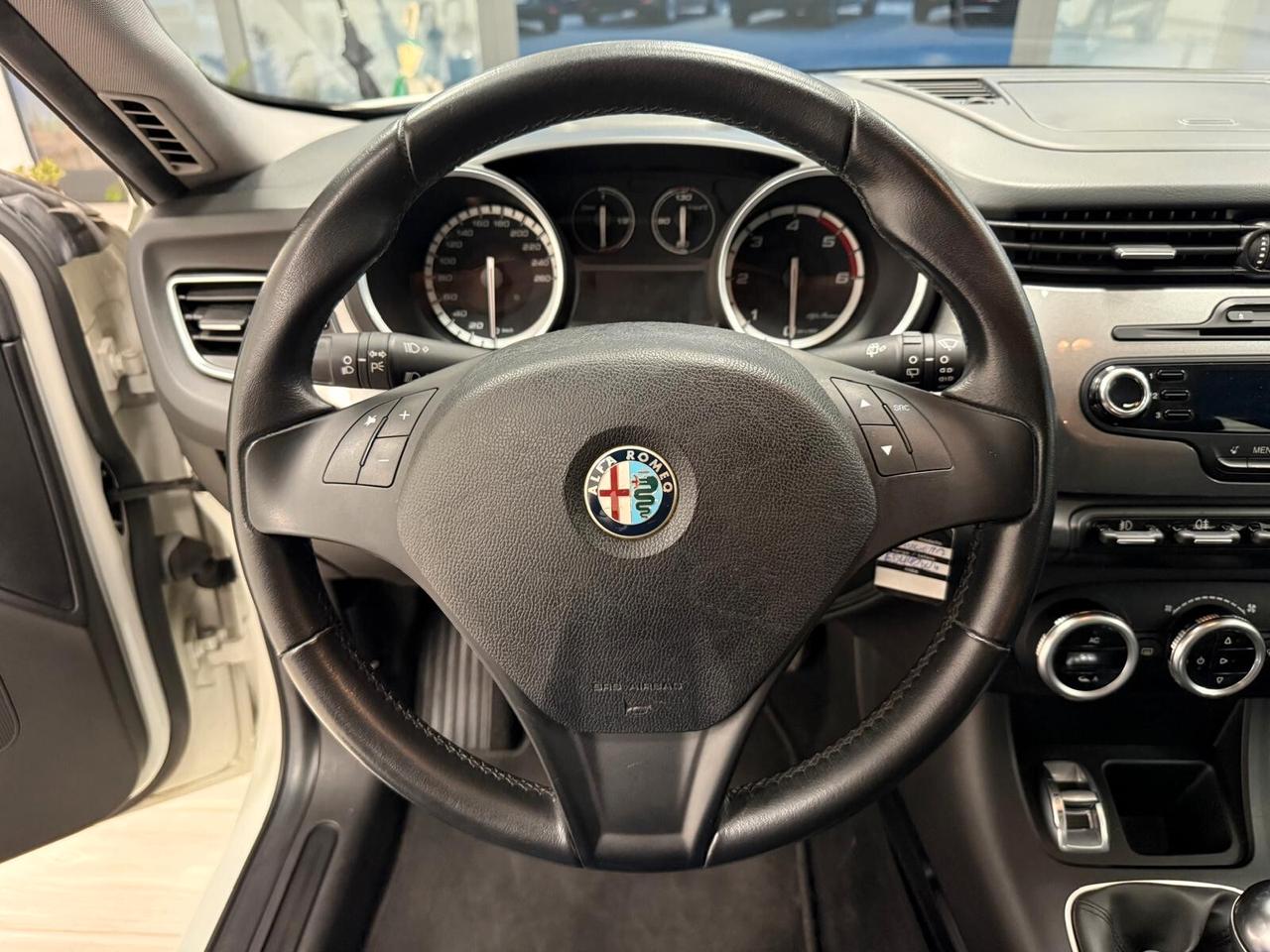 Alfa Romeo Giulietta 1.6 JTDm-2 105 CV Distinctive