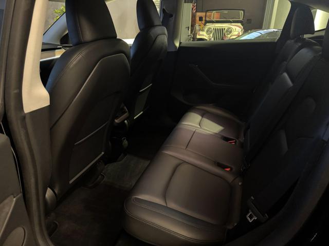 TESLA Model Y DUAL MOTOR (LONG RANGE AWD)