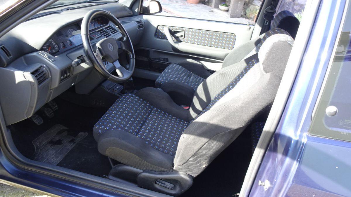 RENAULT - Clio -1.8 16V DIAC