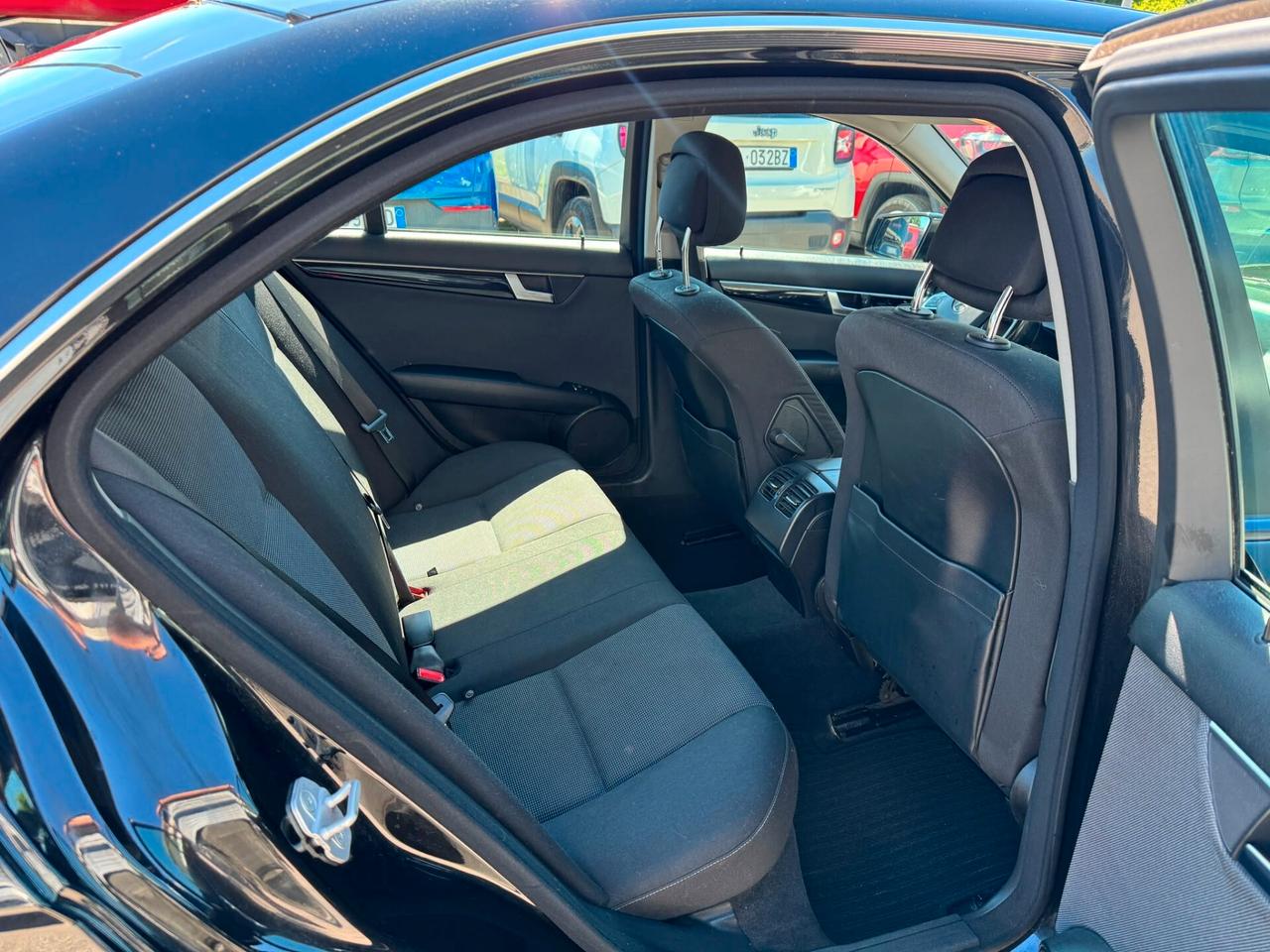 Mercedes-benz C 200 CDI BlueEFFICIENCY Elegance AUTOMATIC