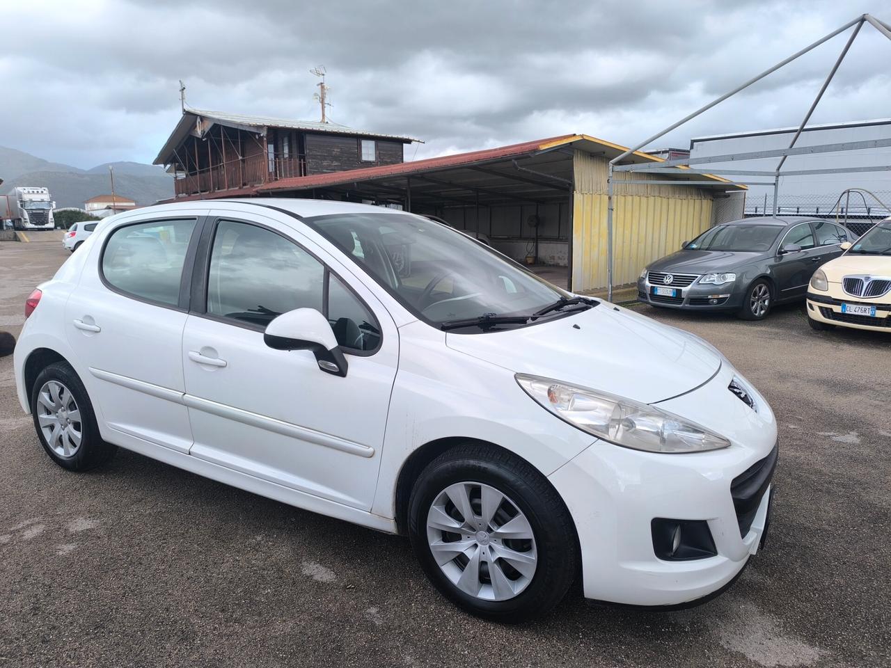 Peugeot 207 Plus 1.4 8V 75CV 5p. ECO GPL