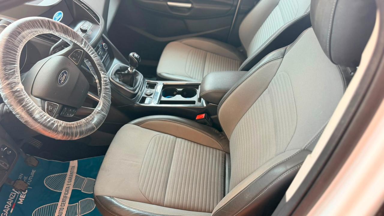Ford Kuga 2.0 TDCI 150 CV S&S 4WD Business