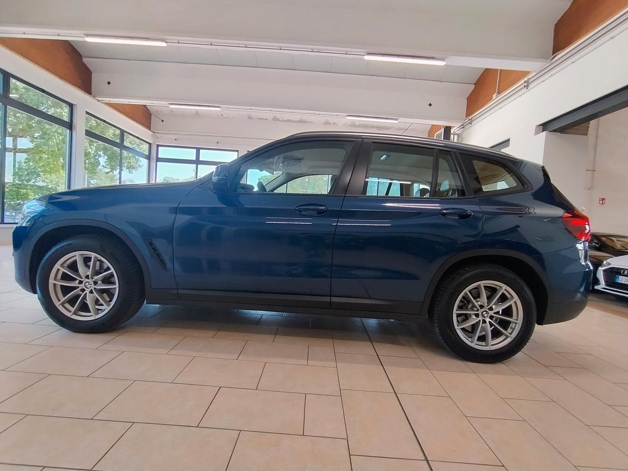 BMW X3 xDrive20d 48V ADVANTAGE H/K LIVE LED 360