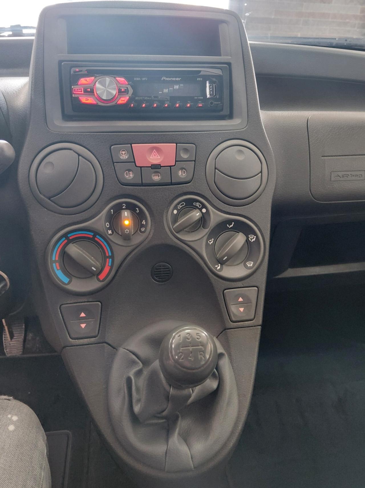 Fiat Panda 1.2 GPL DI SERIE 2012