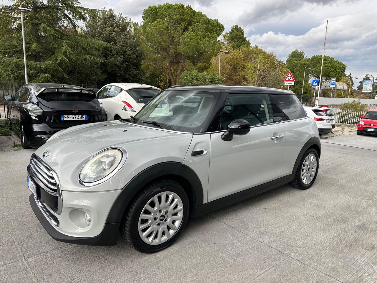 Mini 1.5 Cooper D Business XL