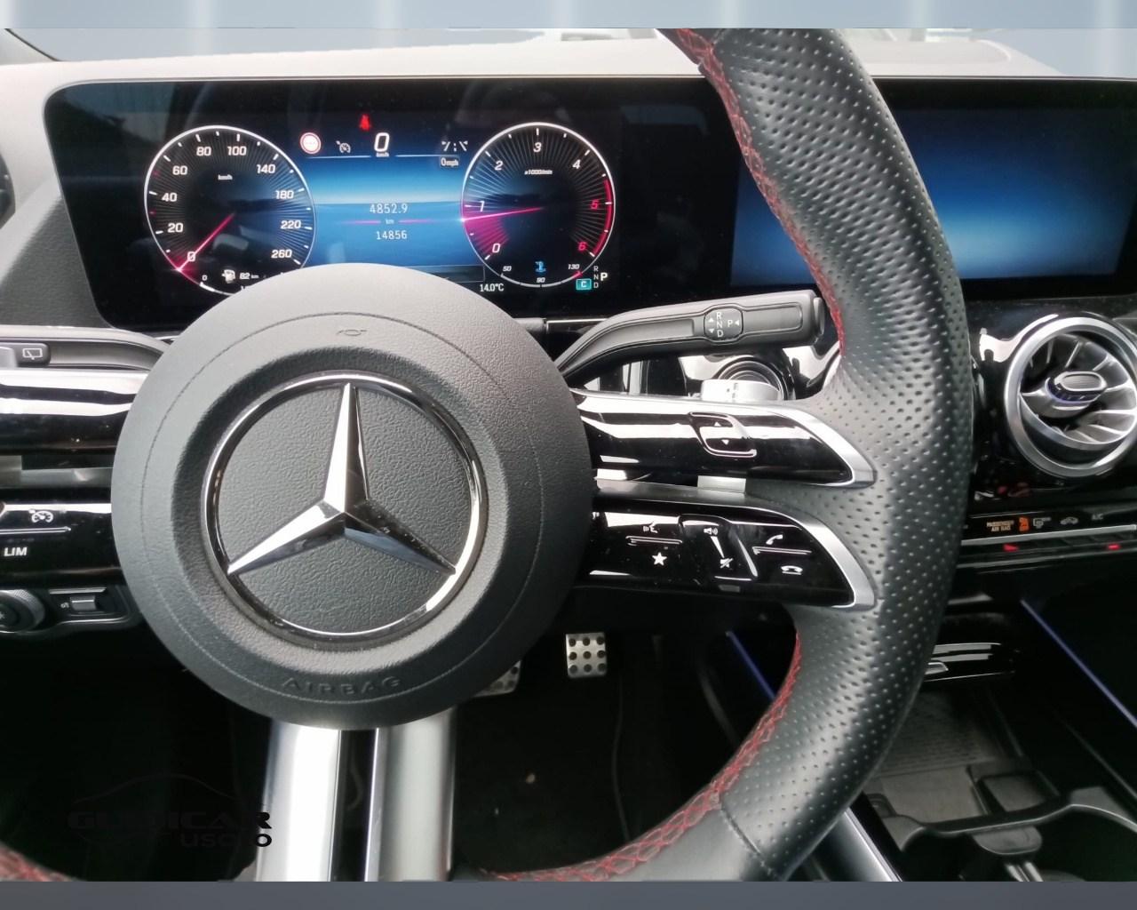 Mercedes-Benz GLA-H247 2023 - GLA 180 d AMG Line Advanced Plus auto