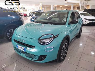 FIAT 600 1.2 Hybrid 145cv La Prima II