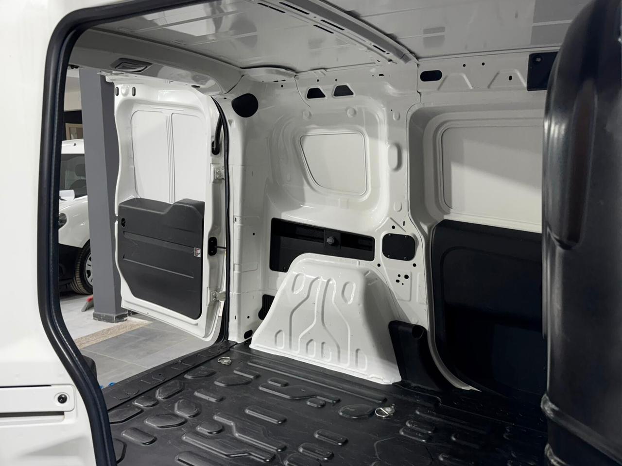 FIAT DOBLO CARGO 1.3 MTJ 95CV