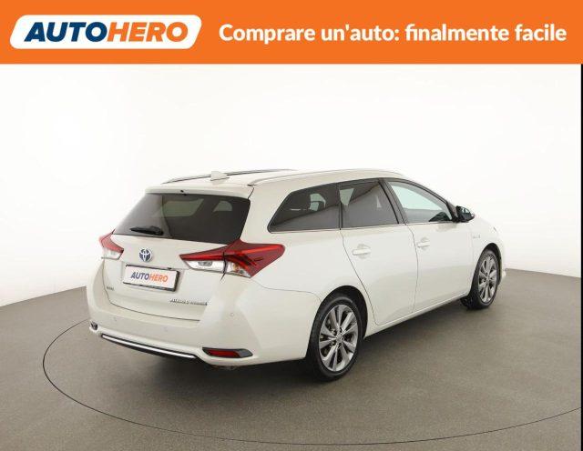 TOYOTA Auris Touring Sports 1.8 Hybrid Lounge