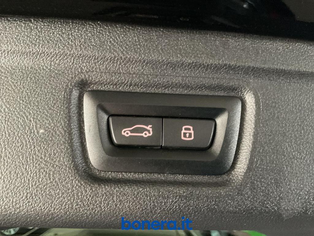 BMW Serie 3 Touring 330 e M Sport Pro Steptronic
