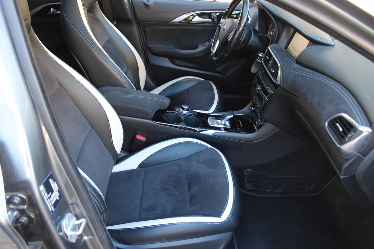 Infiniti Q30 2.2 diesel DCT AWD Sport