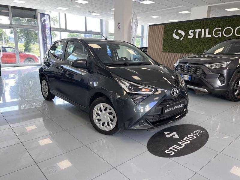 Toyota Aygo Connect 1.0 VVT-i 72 CV 5 porte x-play