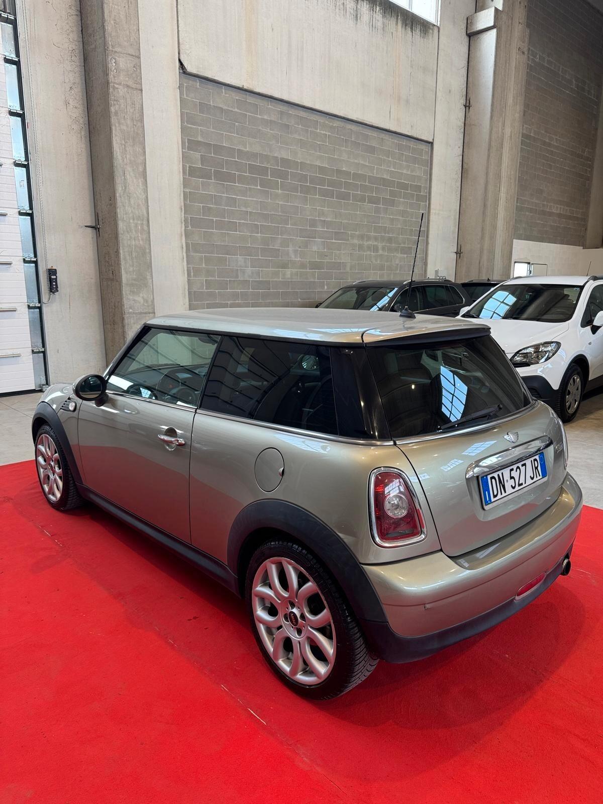 Mini 1.6 16V Cooper Salt