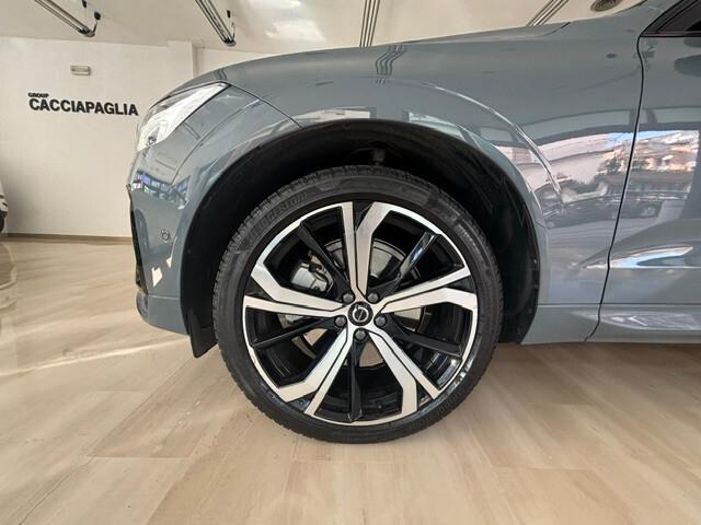 Volvo XC60 2.0d b4 Ultimate Dark awd 2024