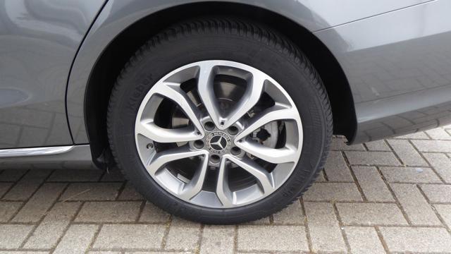MERCEDES-BENZ C 220 d S.W. Auto Sport