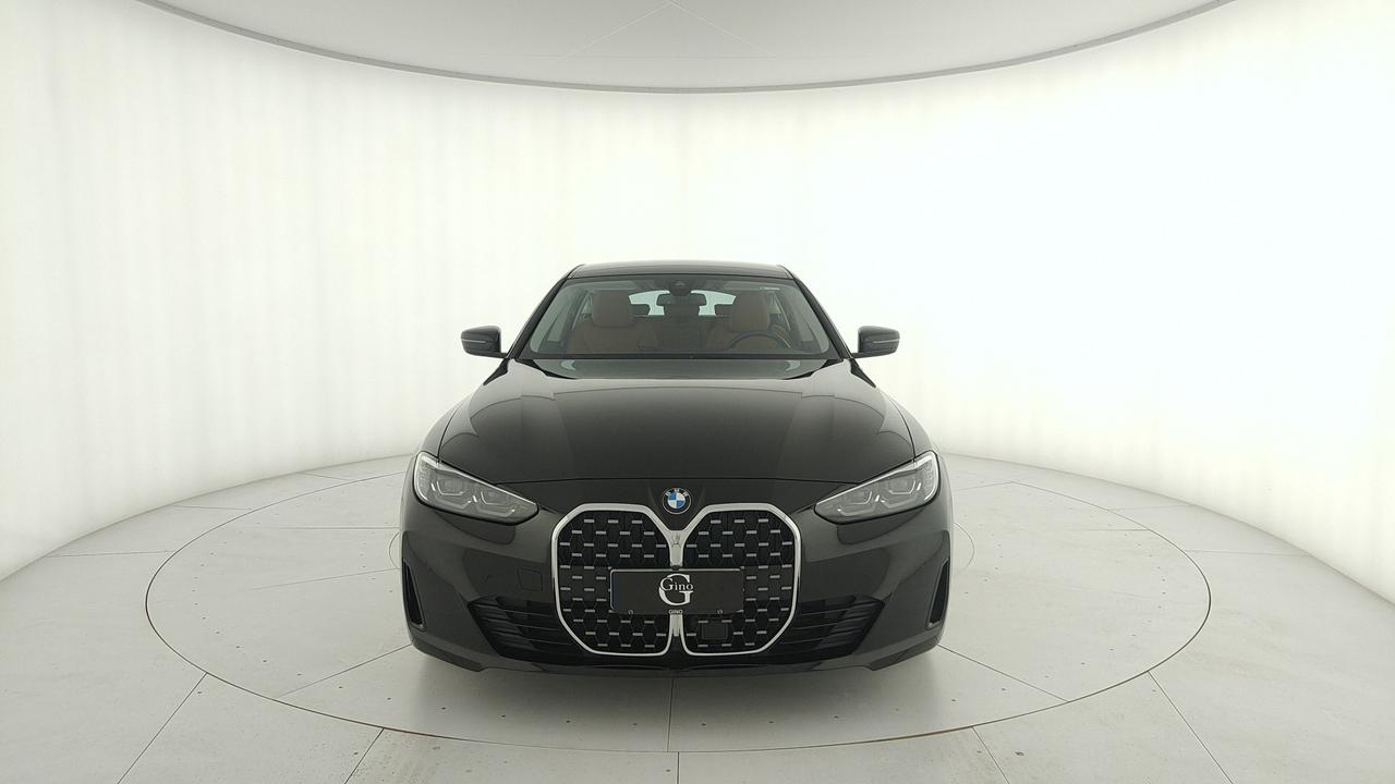 BMW Serie 4 G26 2021 Gran Coupe - 420d Gran Coupe mhev 48V Msport auto