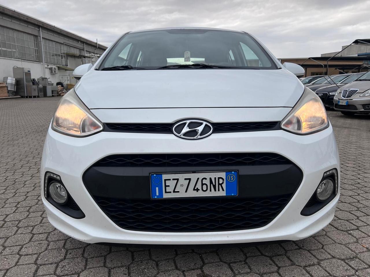 Hyundai i10 1.0 MPI Sound Edition