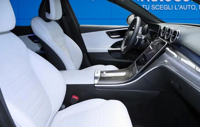 MERCEDES Classe C (W/S206) C 200 d Mild hybri...