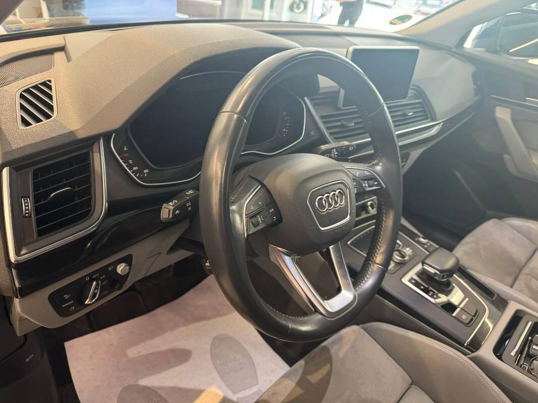 Audi Q5 35 2.0 tdi mhev Business Sport 163cv s-tronic