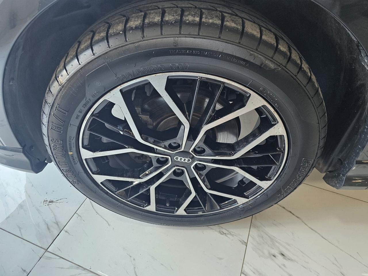 NUOVA AUDI Q3 SPORTBACK 35 TDI 150CV S-TRONIC S-LINE IDENTITY BLACK