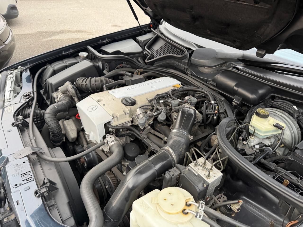 MERCEDES E200 KOMPRESOR BENZINA-GPL ASI 92.000KM