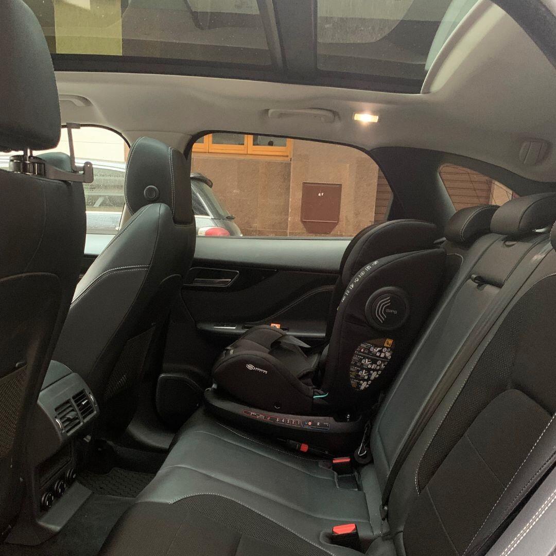 Jaguar F-Pace 2.0 D 180 CV AWD aut. R-Sport