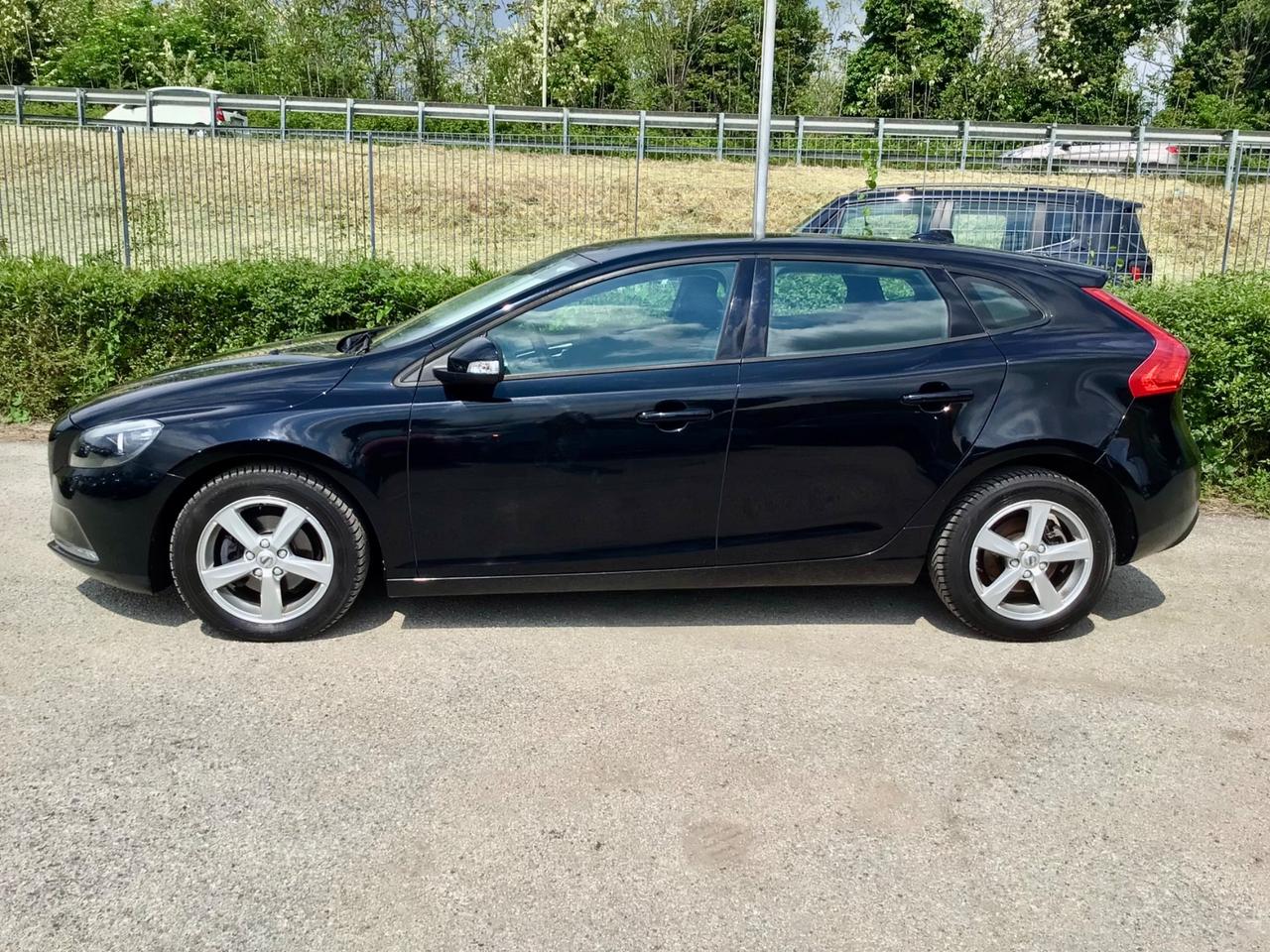 Volvo V40 D2 Business Turbodiesel 120Cv