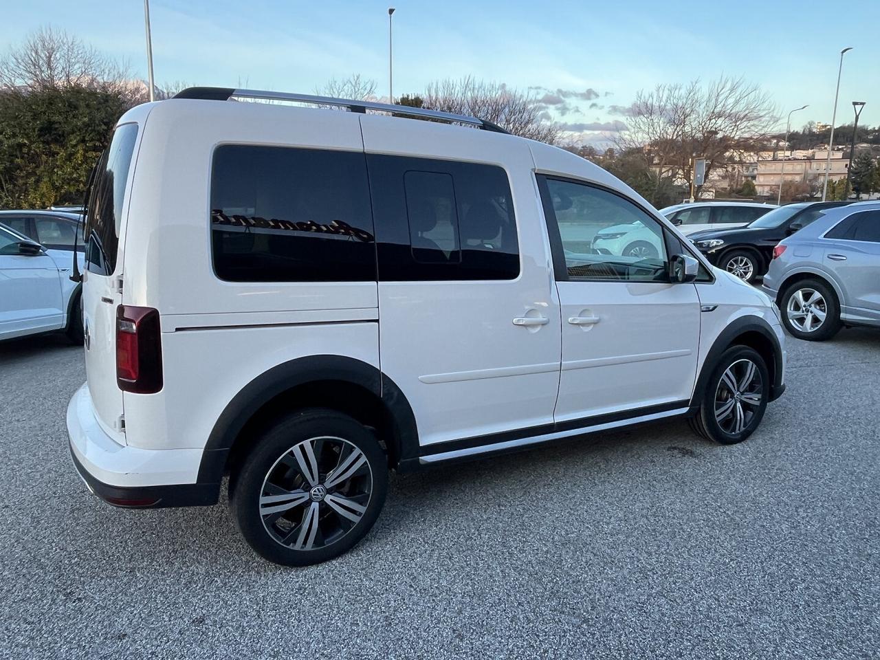 VW CADDY 2000 TDI 122 CV 4X4 ALLTRACK