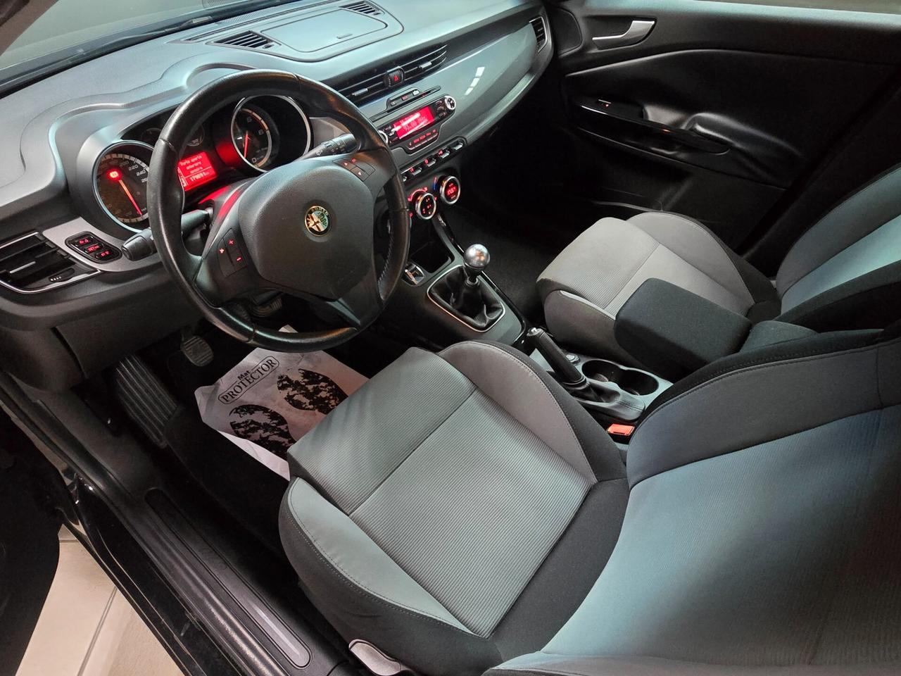 Alfa Romeo Giulietta 2.0 JTDm-2 140 CV Distinctive