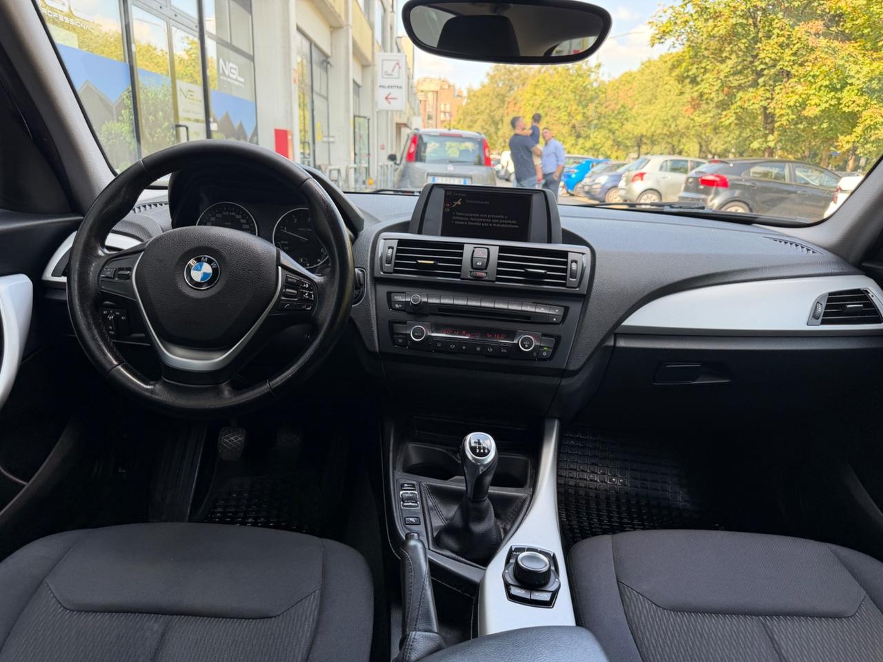 Bmw 118 118d 5p. Msport