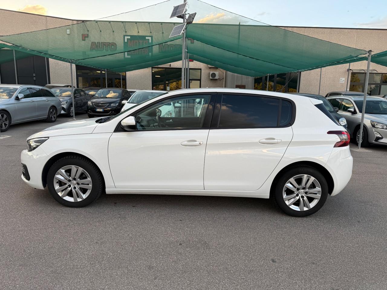 Peugeot 308 My21 Berlina 1.5 130 CV EAT8
