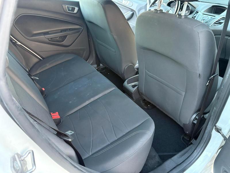 Ford Fiesta 5 Porte 1.2 BENZ 60 CV ADATTA A NEOPATENTATI