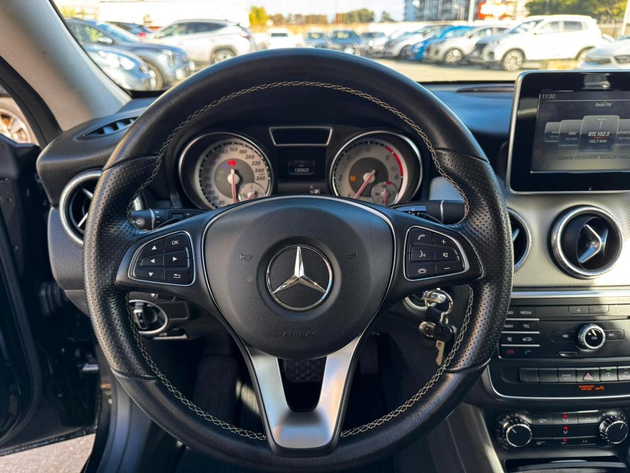 MERCEDES CLA 200D SHOOTING BRAKE 136CV AUTOMATICA