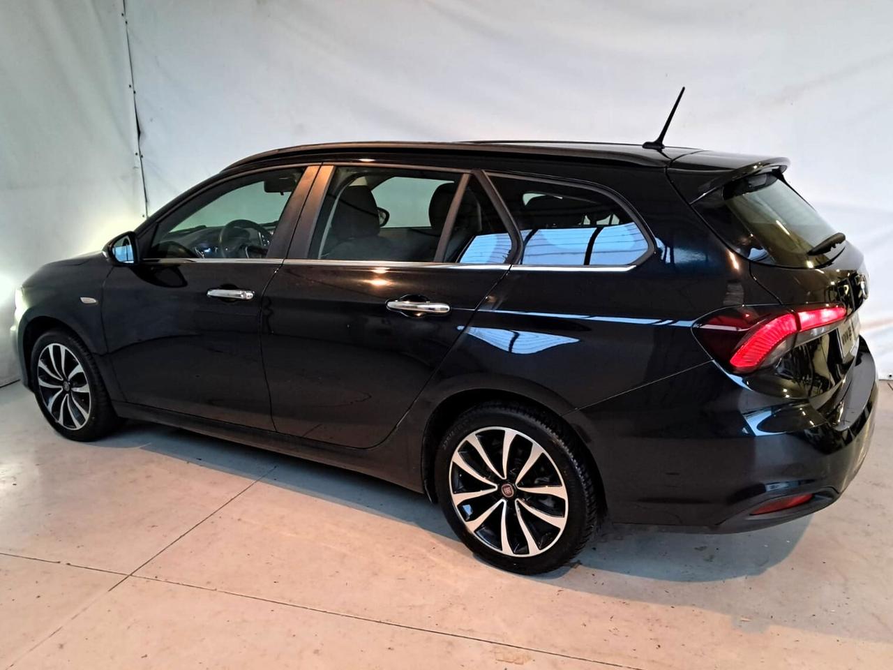 Fiat Tipo 1.6 Mjt S&S SW Lounge