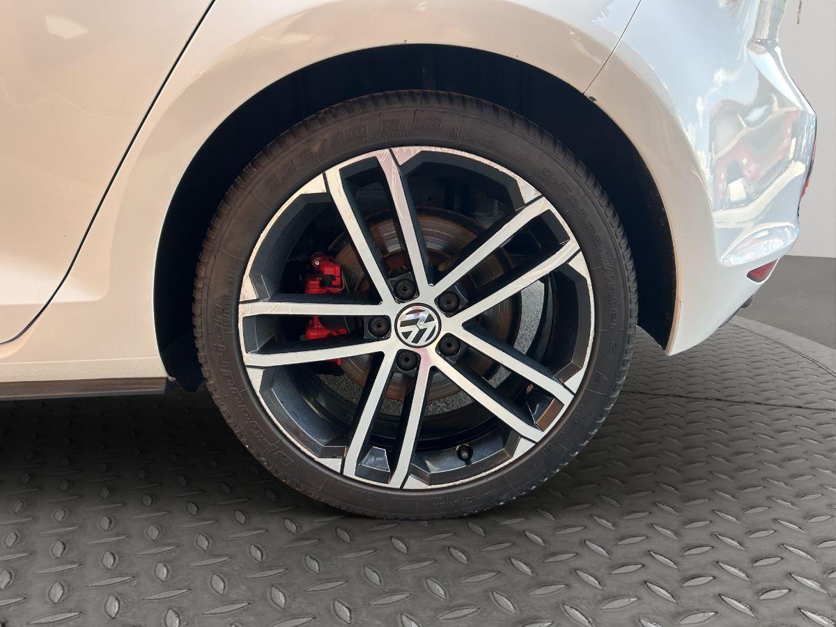 VOLKSWAGEN - Golf - GTD 2.0 TDI 184CV 5p. BlueMotion Technology