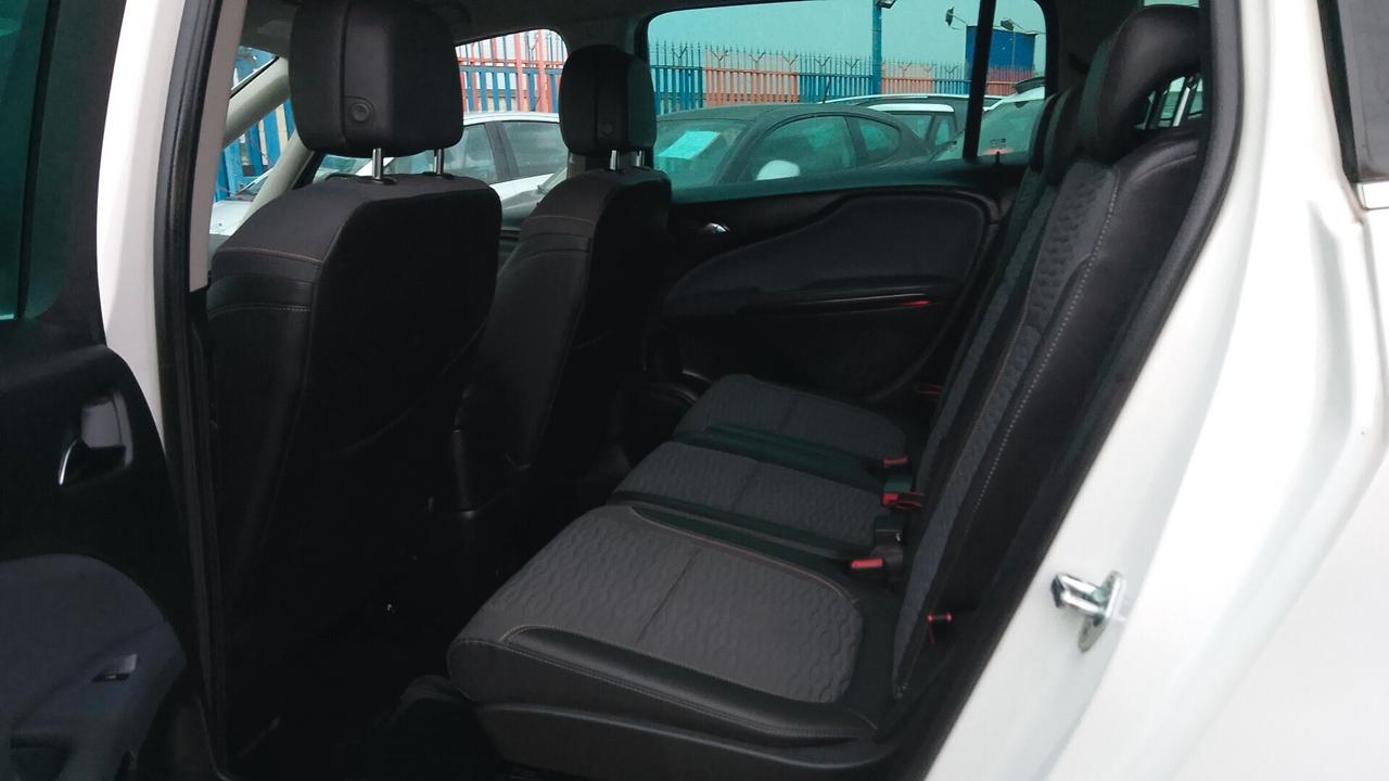 Opel Zafira 1.6 benzina metano 7 posti