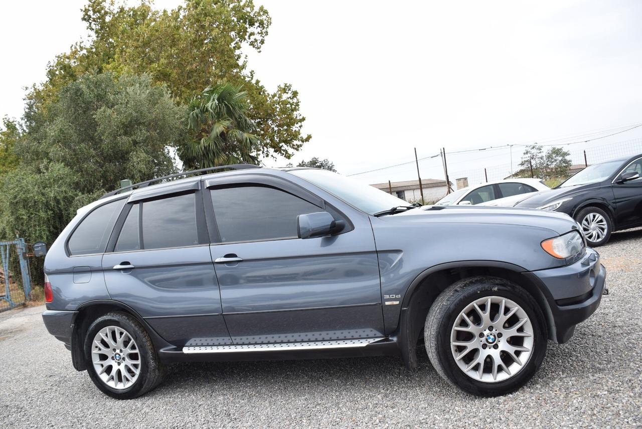 Bmw X5 3.0d 5m GANCIO TRAINO-NAVI-SENSORI-PELLE FULL