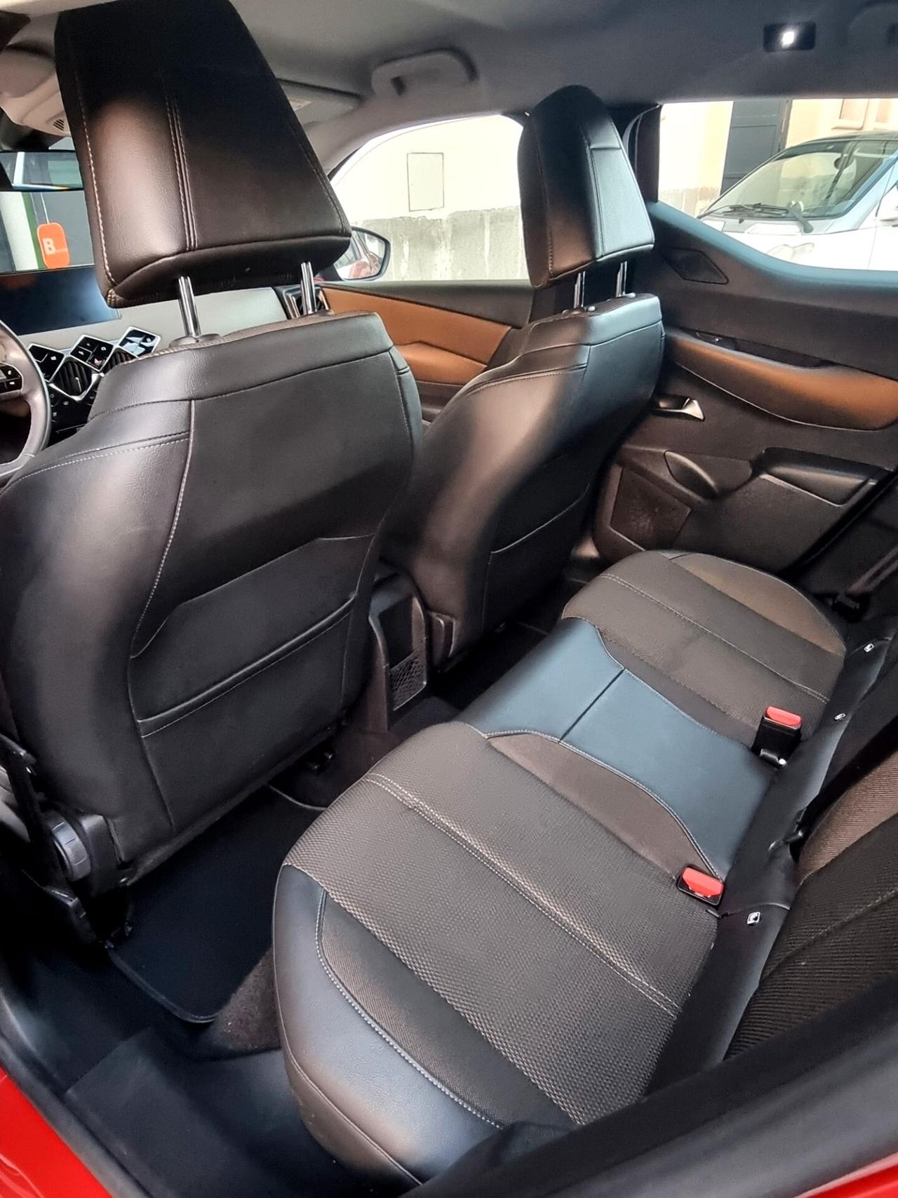 Ds DS3 3 Crossback BlueHDi 100 Performance Line