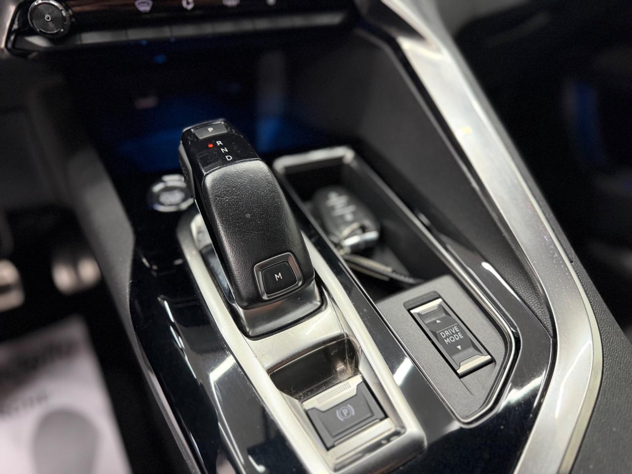 Peugeot 3008 BlueHDi 130 S&S EAT8 GT 2022