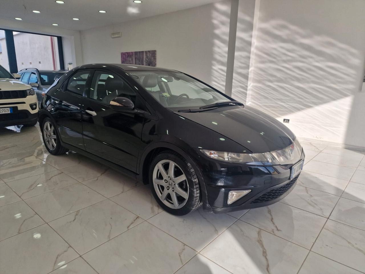 HONDA Civic 2.2 i-CTDi 5p. Comfort DPF NAVI, TETTO