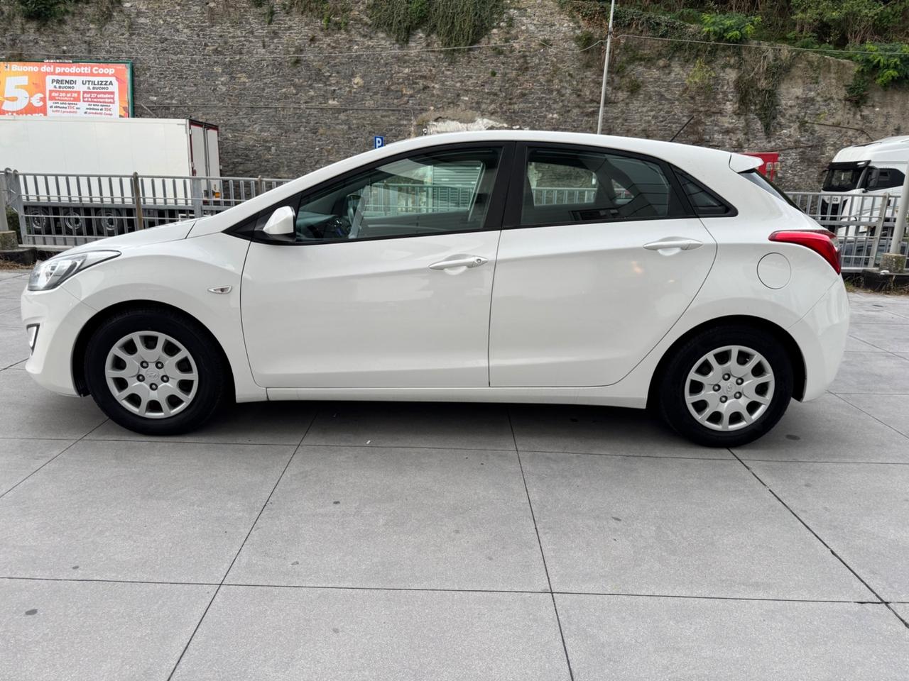 HYUNDAI I30 1.4 CRDI KM 62 MILA !!!!