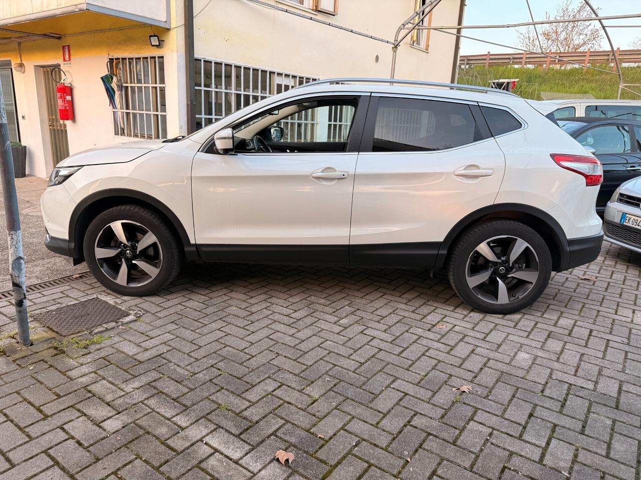 Nissan Qashqai Gancio Traino Tetto Come Nuova