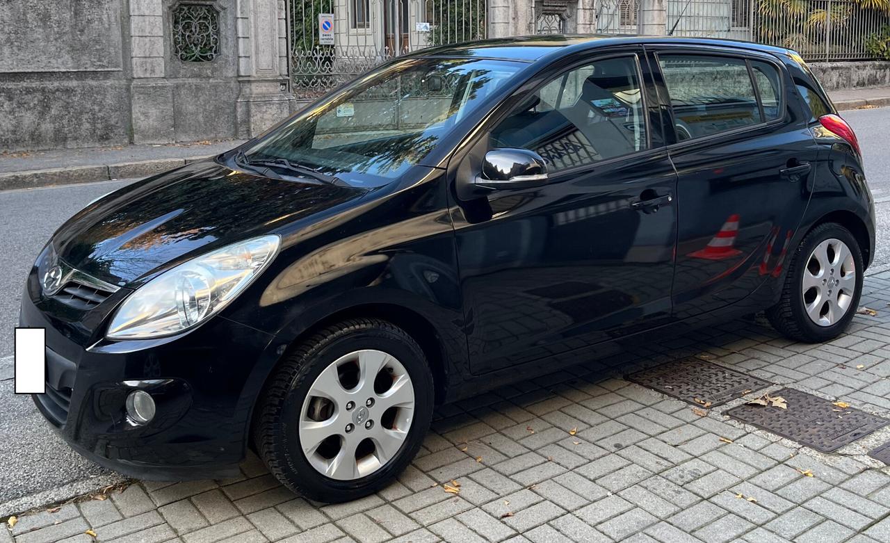 Hyundai i20 1.2 Benzina 5 Porte - Anche Per Neopatentati