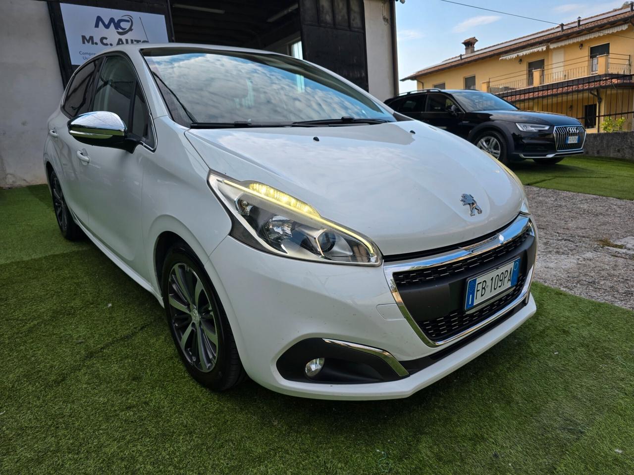 Peugeot 208 1.6HDI 100CV Allure EURO6-2015