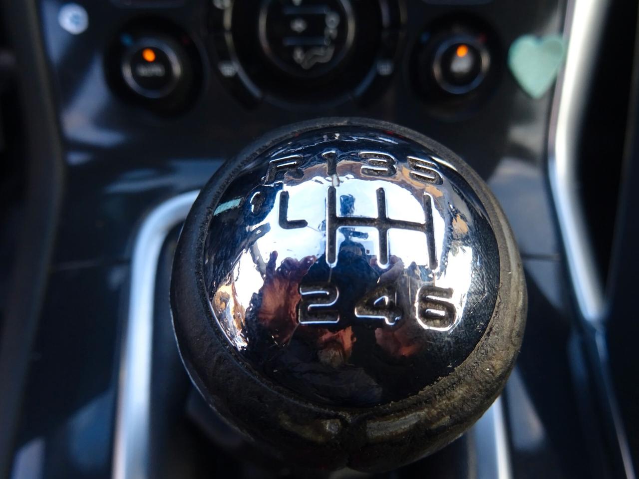 Peugeot 3008 1.6 HDi 115CV Business